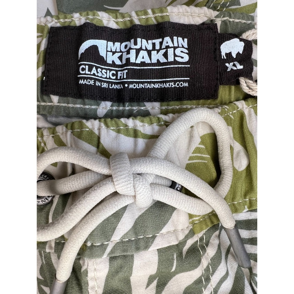 NWT Mountain Khakis Poplin Deck Shorts XL Leaf Print Stretch 7" Inseam Summer - Picture 5 of 13